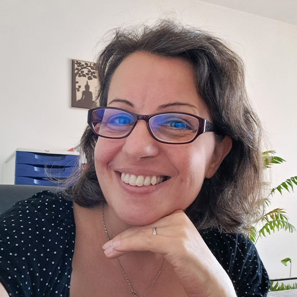 MAGALI PRIE LONGHI SITE 1